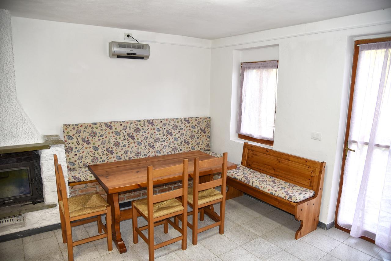 Due Pini Corniglia Exterior photo